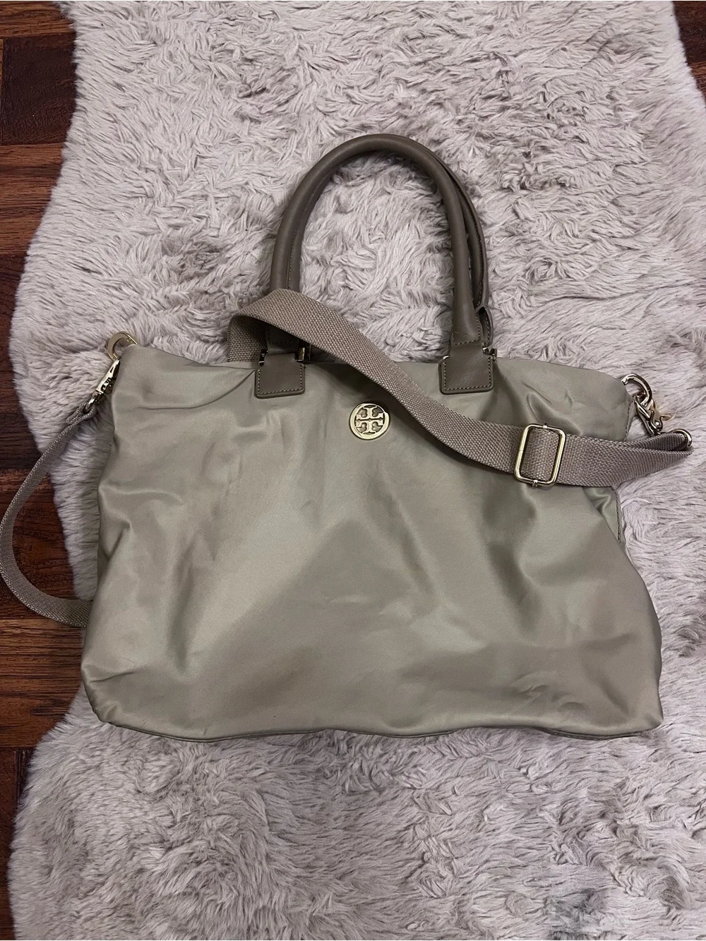Tory Burch used few